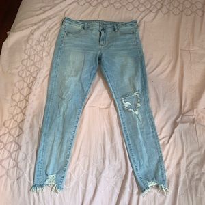 American eagle distressed jean